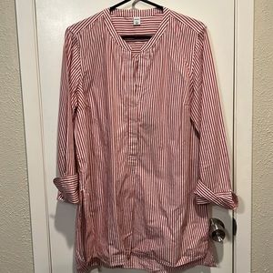 Old Navy women’s tunic size medium red and white stripe